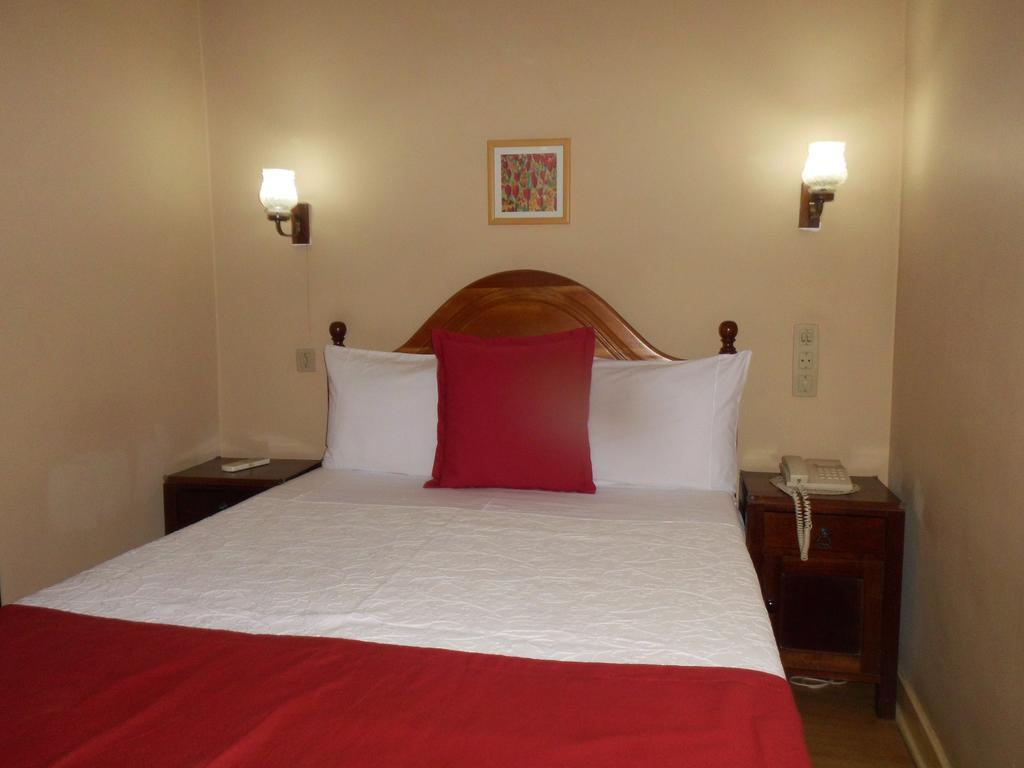 Hotel Larbelo Coimbra Zimmer foto
